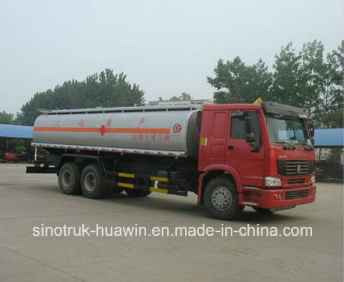Sinotruk HOWO 6*4 Diesel and Fuel Tanker Truck 
