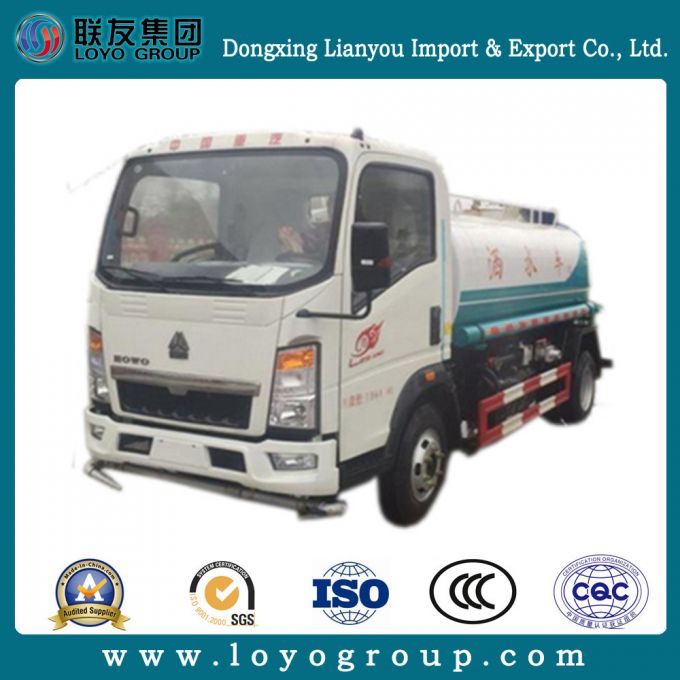 Best Quality Sinotruk HOWO 4X2 1000L Street Sprinkler Water Truck Images 1