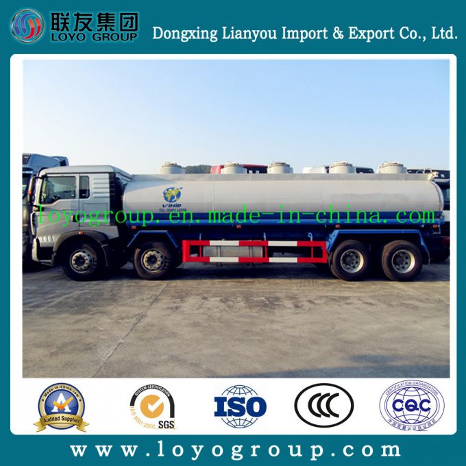 Sinotruk HOWO T5g Carbon Steel Fuel Tank Truck for Sale 