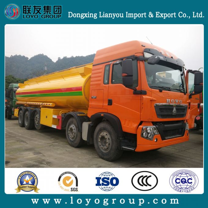 Sinotruk HOWO T5g Carbon Steel Body Oil Tank Truck 