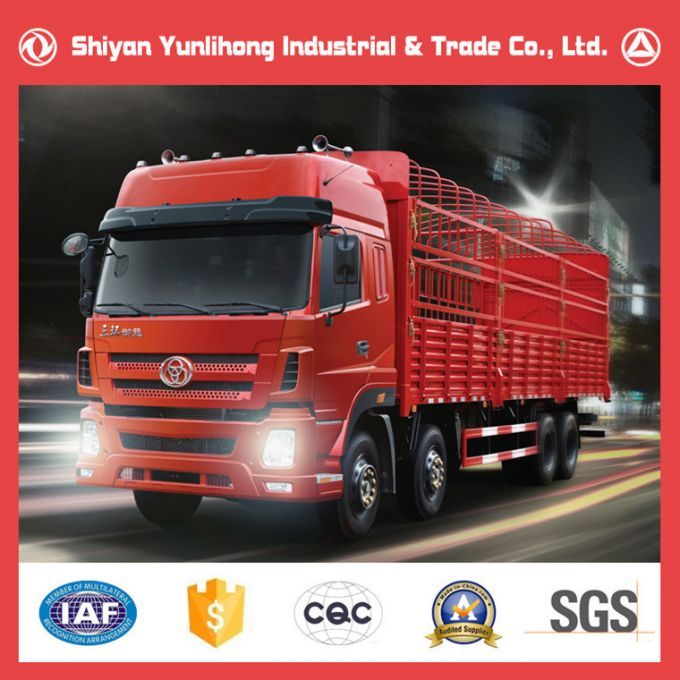 Stq1311 8X4 Box Cargo Truck/Stake Truck 