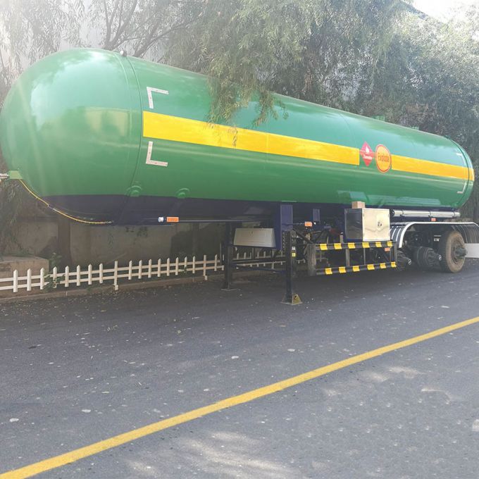 Brand New 3 Axle 25 Ton LPG Bullet Tank Trailer for Sale 