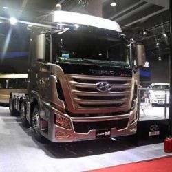 New Hyundai 6X2 Tractor Trailer