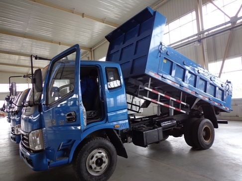 Dump Truck with 81kw Engine 