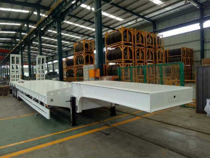 China 3 Axle Plate Low Bed Trailer with High Quality 
