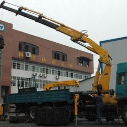 Sinotruk HOWO 20 Ton Truck Mounted Crane