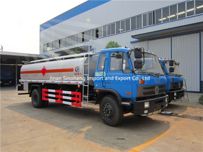 12000L-15000L New Dongfeng 190HP 4X2 Type Oil Tanker Images 1