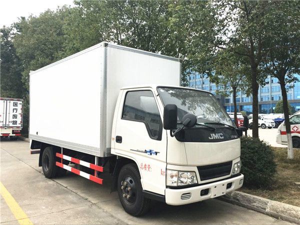 Jmc 4X2 Refrigerator Freezer Cargo Van 5tons Small Refrigerator Truck for Sale Images 1