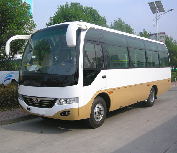 Low Price 30 Seats Coach Bus with Yuchai Engine 