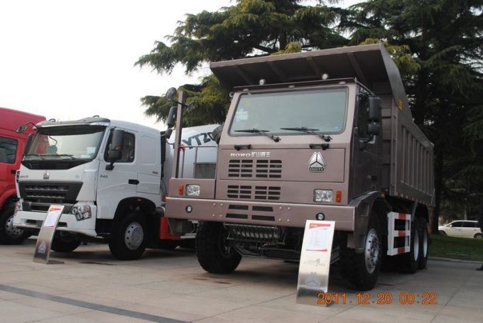 Sinotruk HOWO 6X4 Miningdump Truck (70T) (ZZ5707S3640AJ) Images 1