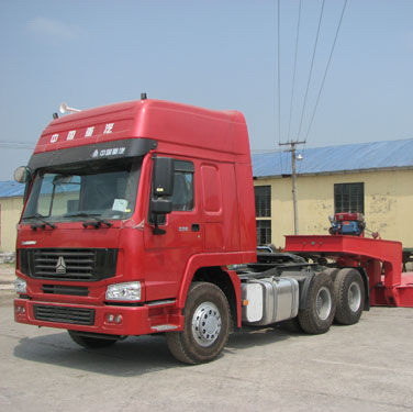 Sinotruk HOWO 6x4 371HP Tractor Truck Images 1