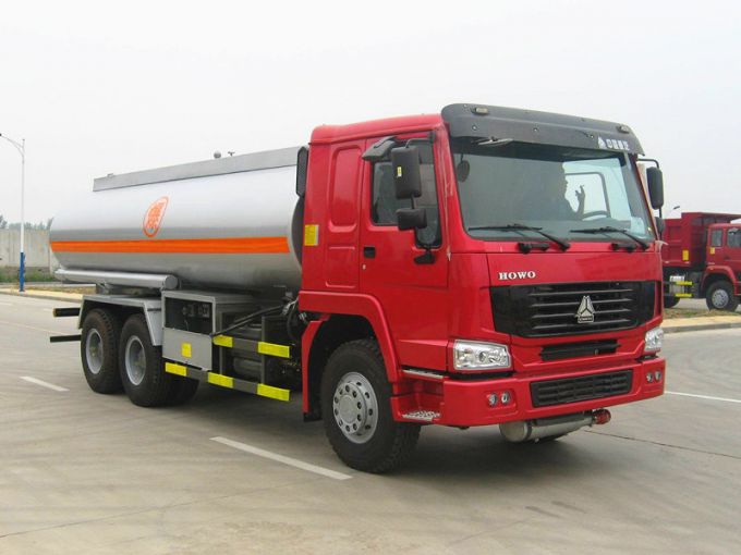 3 Axles Chemical Liquid Transport Tank Semi-Trailer 