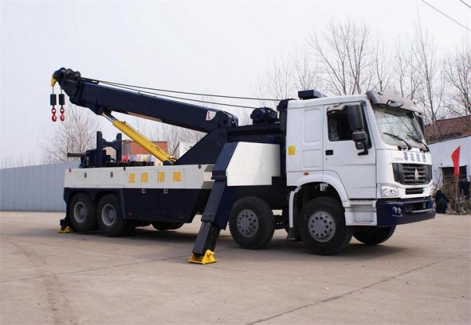 HOWO Heavy Wrecker Truck Removal Truck with 40ton Lifting Capacity 