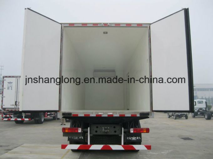 HOWO 6X4 Van Refrigerator Truck with Indenpendent Cool Unit 