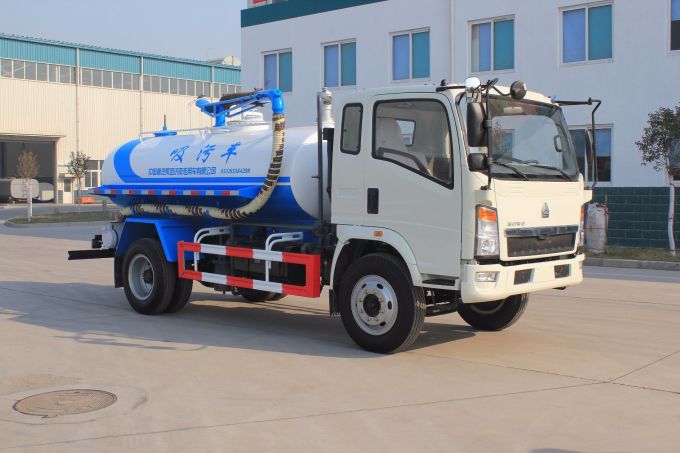 Sinotruk HOWO 4X2 Sewage Suction Truck 