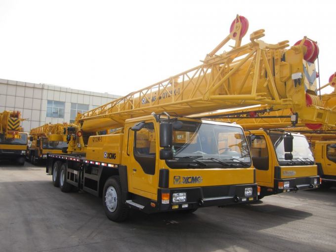 25tons Full Cab Crane (Qy25K5-I) 