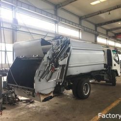 3t Compression Rear Loading Garbage Compactor Truck