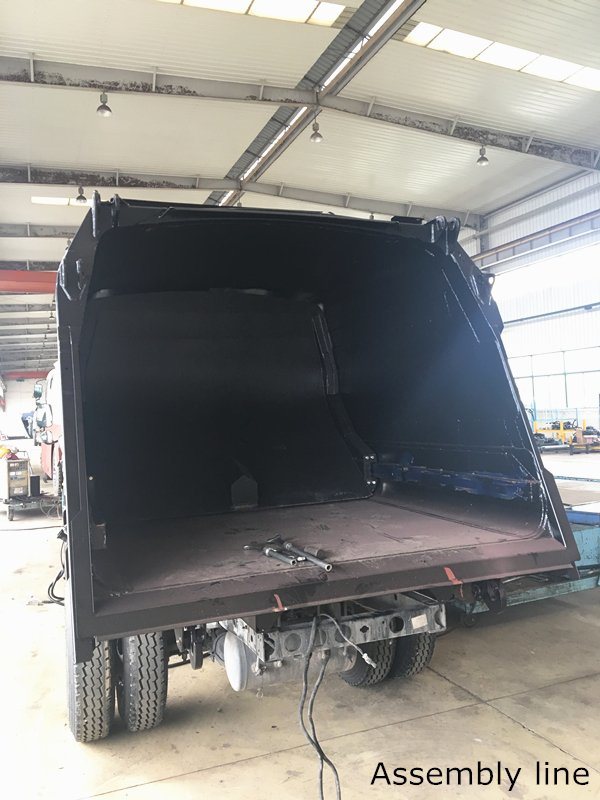 Customized Upper Unit for 6.5m3 Garbage Truck Images 1