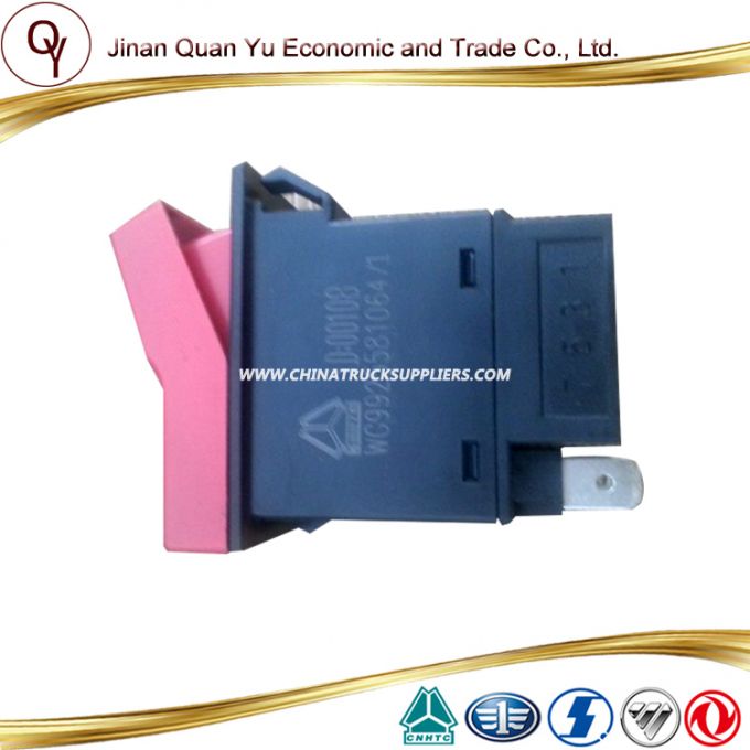 Ergency Warning Switch for Sinotruck HOWO Truck Part (WG9925581064) 