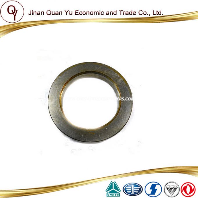 Bearing Oil Seal for Sinotruck HOWO Truck Part (AZ9770520136) Images 1