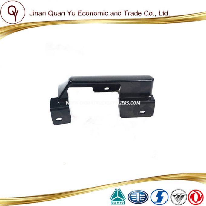 Hinge Cover for Sinotruck HOWO Truck Part (WG1642111021) Images 1