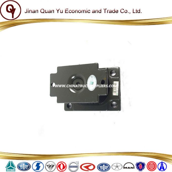 Sinotruck HOWO Truck Parts Rubber Bearing (AZ9725520273) Images 1