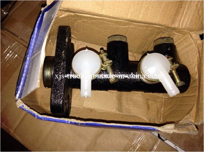 JAC Hfc1020 Brake Master Cylinder Images 1