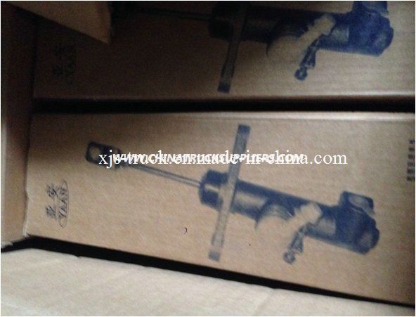 JAC Hfc1020 Clutch Master Cylinder Images 1