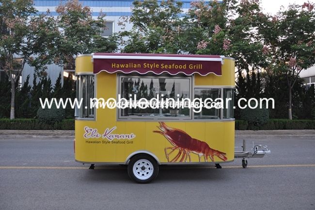New Arrival Mobile Food Truck with Different Catering Equipment 