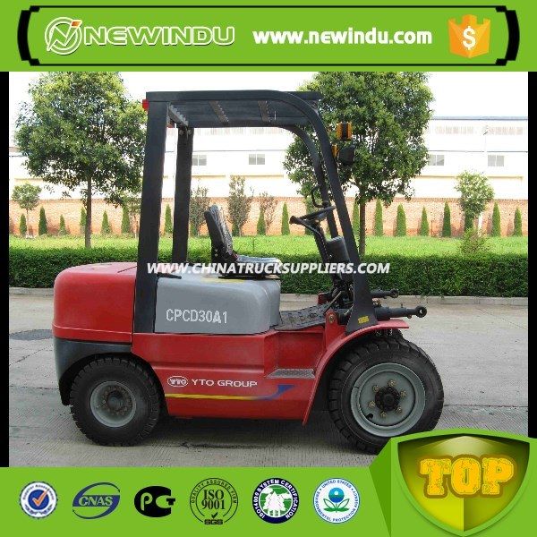 Yto 3ton Diesel Engine Forklift Lifting Equipment Images 1