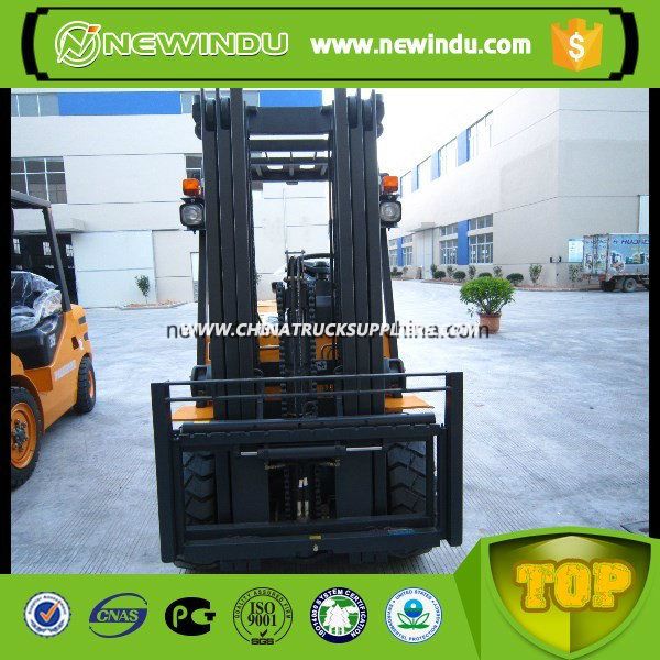 Chinese Low Price Huahe 4.5 Ton Diesel Forklift Images 1