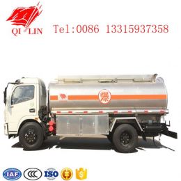 8000 Liters Fuel Tanker Truck with Fire Extinguisher