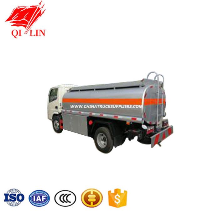 Dongfeng 4*2 5cbm Oil Tanker Truck Euro 3/4 Emission Standard 