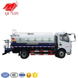 Professional Supply of Water Tanker Truck with Diesel Engine