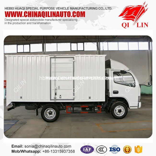 Dongfeng 4X2 Box Peddle Truck with Side Door Open 