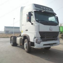 Sinotruk HOWO A7 4X2 Tow Truck Tractor Truck