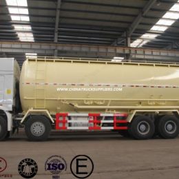40m3 Sinotruk HOWO 8X4 Powder Material Transport Truck