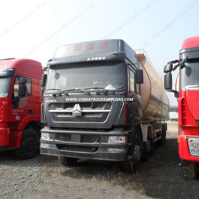 45m3 8*4 LHD HOWO Powder Tank Truck/Bulk Cement Truck 