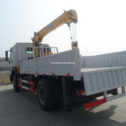 Used Sinotruck HOWO4X2 Mobile Operated 2t Small Truck Mounted Crane for Sale