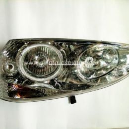 China Yutong Bus Spare Parts Right Headlamp 3714-00242