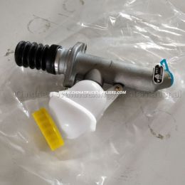 HOWO Heavy Truck Spare Parts Clutch Master Cylinder