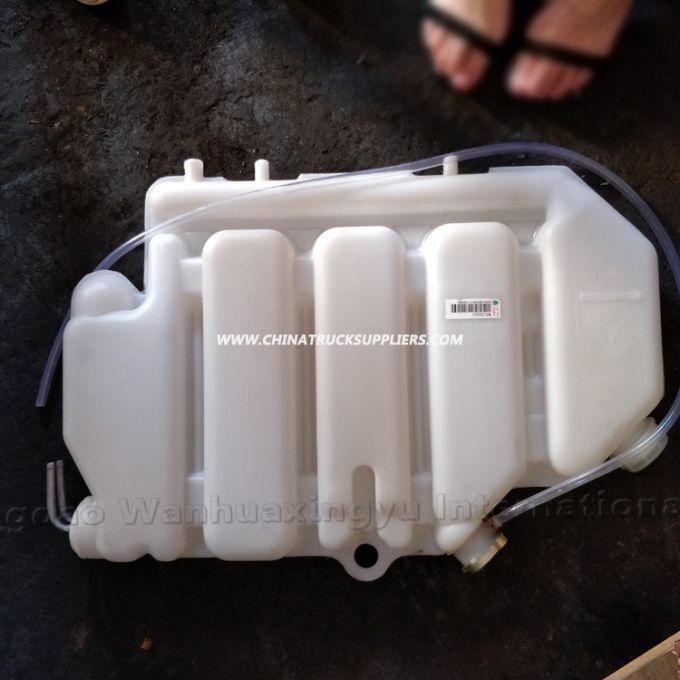 Sinotruck Parts Expansion Tank Wg9112530333 