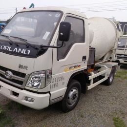 Foton 4x2 2 3 cubic meters small concrete mixer truck